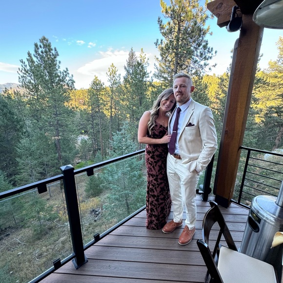 Elegant Brown Floral Dress - Picture 5 of 5